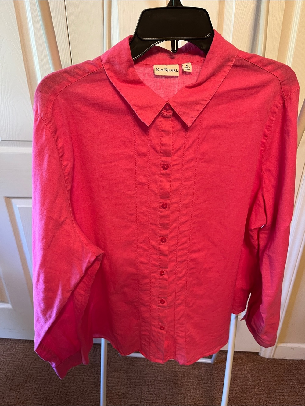 Kim Rogers Vibrant Fuchsia Button-Front Blouse PTP 25”L 27”